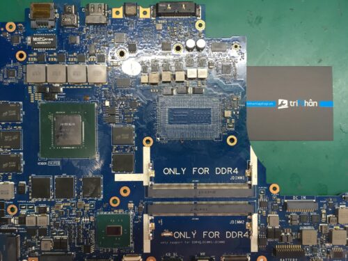 Thay cpu dán i6 6820HQ main Alienware 15R3, 17R4
