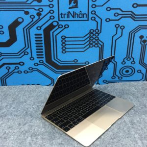 The New Macbook 12 inch A1534 2015